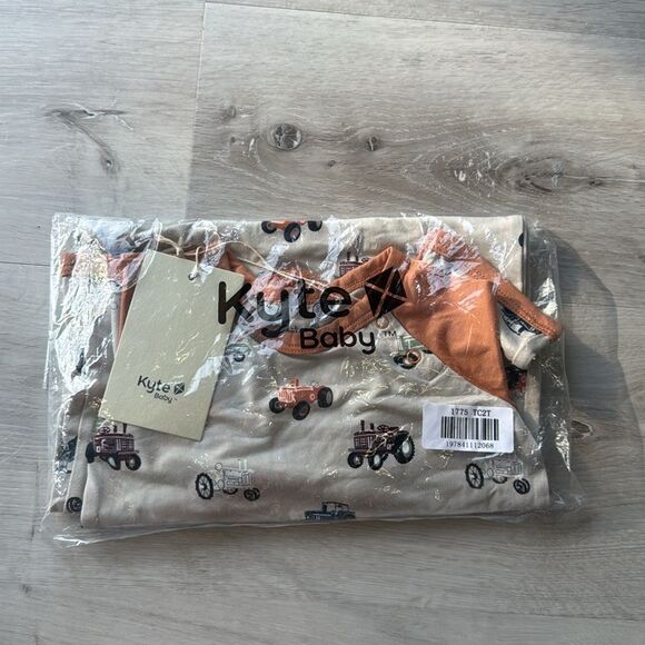 Kyte Baby Longall‎ in Tractor Print Tan/Orange 2T NWT in packaging - Picture 5 of 6